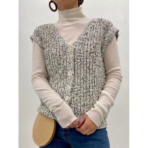 ニット 非常に細い糸を使用しウールのチクチク感を抑えたウールテレコハイネック