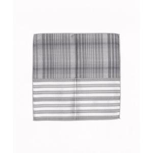 チェック×ボーダーチーフ