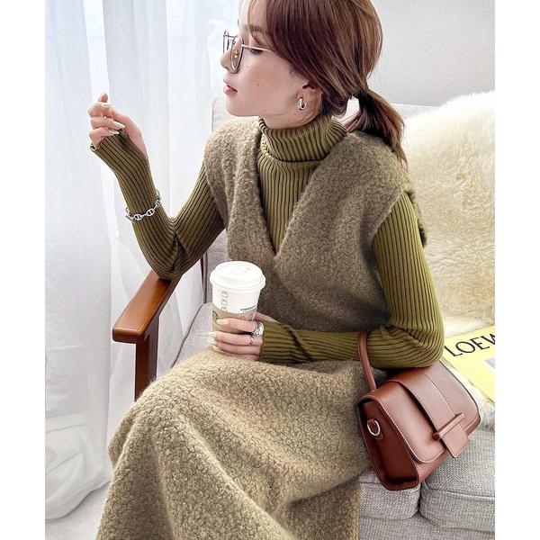 ワンピース くるくる起毛がキュート。フェイクリングウールVネックジャンパースカート