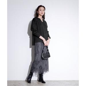 セットアップ キーネックトップス＆タイトスカートニットセットアップ