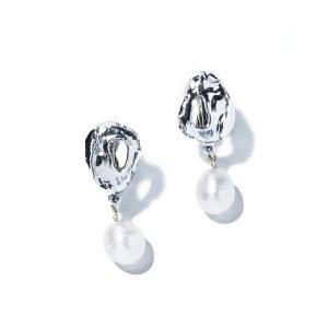 IRIS47（イリスフォーセブン） イヤリング 「IRIS 47」sida earring