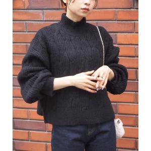 ニット ケーブルハイネックプルオーバー