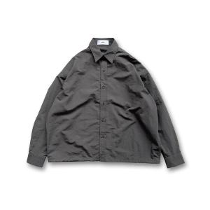 シャツ 「ユニセックスアイテム」loose silhouette nylon shirt / ”シーズンレスアイテム” ルーズシルエットナイロンシャツ
