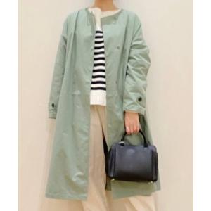 ノーカラーフレアコート