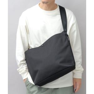 MICHAEL KORS（マイケルコース） メッセンジャーバッグ FREE ネイビー 