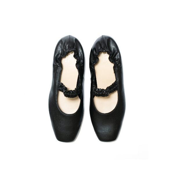 パンプス スクエアトゥ ギャザーベルト フラットシューズ