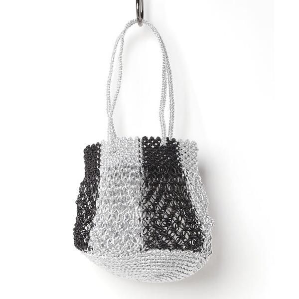 トートバッグ 「Swaraj/スワラージ」マクラメMetaric配色トートバッグ（手編み） レディー...