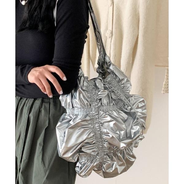 ショルダーバッグ バッグ Metallic gathers shirring shoulder ba...