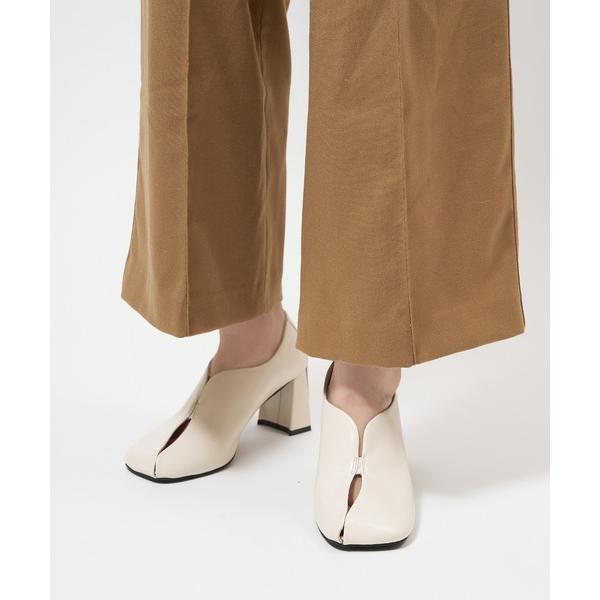 パンプス Bella Lume/ ベッラルーメ /カッティングスクエアトゥパンプス AW00110