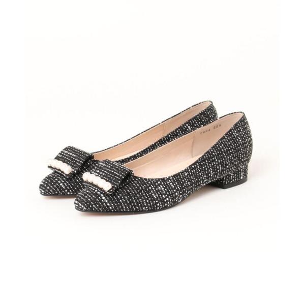 パンプス アーモンドトゥモチーフカッターパンプス