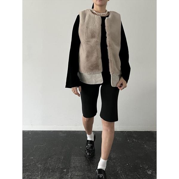 ベスト ジレ 「高見えエコファー」ノーカラー ショートジレ / フェイクファー ベスト / レイヤー...