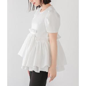 【新品タグ付き】フィットモア　ギャザーパフスリーブペプラムブラウス ギャザーパフスリーブペプラムブラウス（シャツ/ブラウス）｜Fit