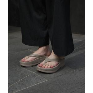 【美品】OOFOS ウーフォス リカバリーサンダル 厚底 24cm ベージュ OOFOS サンダル OOFOS/ウーフォス レディース 厚底 リカバリー