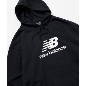 メンズ パーカー 限定展開 New Balance/ニューバランス Sport Essentials Stacked Logo スウェットフーディ /｜zozo