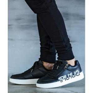 1PIU1UGUALE3 RELAX ウノピゥウノウグァーレトレ リラックス ロゴ