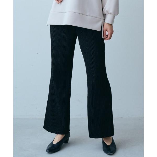 パンツ ＩＥＤＩＴ　着こなし鮮度アップ　上品フレアーラインの細見え立体プリーツ風パンツ レディース