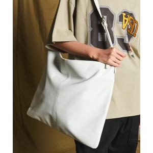 MAISON SPECIAL ショルダーバッグ 「UNISEX」Leather Shoulder Bag