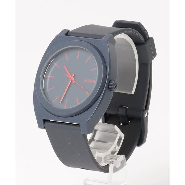 「NIXON」 アナログ腕時計 - ネイビー レディース