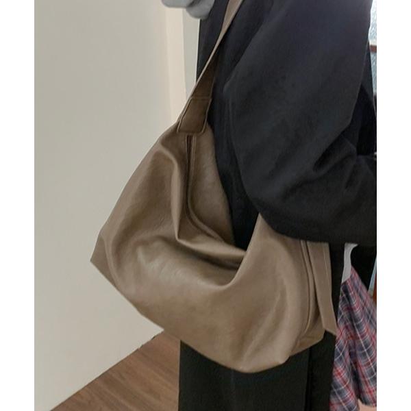 ショルダーバッグ バッグ PUレザー大きめショルダーバッグ レディース