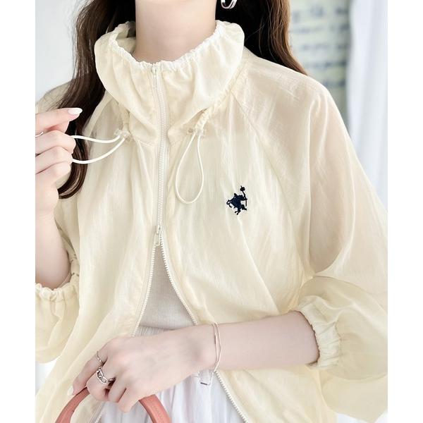 ブルゾン アウター 軽い着心地がやみつき。胸刺繍スタンドネックショート丈ドロストシアーブルゾン レデ...