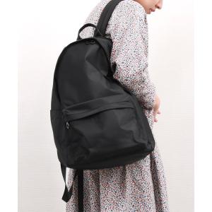 デイバック リュック カシュカシュ cachecache / 「WEB限定」ユニセックスで使えるシンプル好きさんのための11ポケットリュック レディー