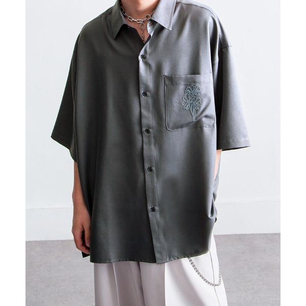 シャツ 刺繍デザイン オーバーサイズ ドレープレギュラー半袖シャツ/刺繍 オーバーサイズレギュラーカ...