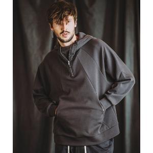 NO ID.（ノーアイディー） パーカー 「NO ID.」Volume Neck Half Zip