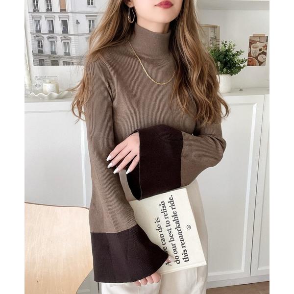 ニット セーター 大人かわいいが実現できる。袖フレアハイネックニットプルオーバー（袖配色・無地・ボー...