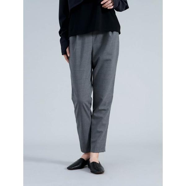 スラックス パンツ 「防シワ・ストレッチ」サマーウールタックテーパードパンツ レディース