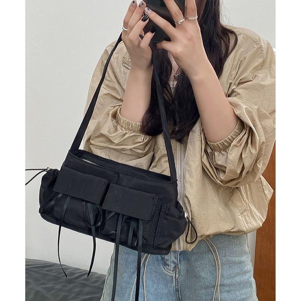 ショルダーバッグ バッグ 外ポケット　紐リボンショルダーバッグ レディース