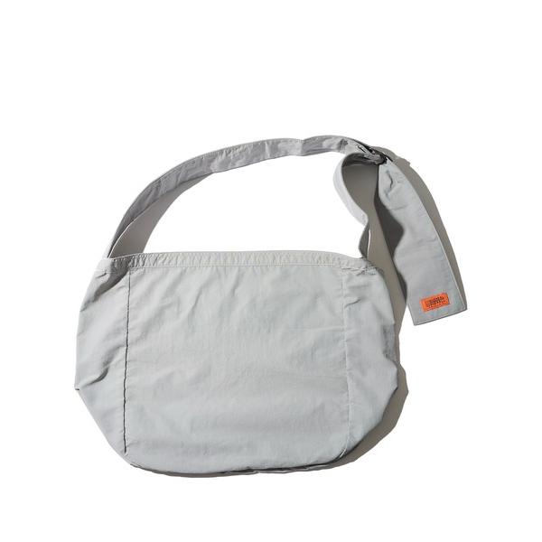 ショルダーバッグ バッグ 「UNIVERSAL OVERALL」NYLON NEWS PAPER B...