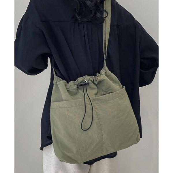 ショルダーバッグ バッグ ナイロンクロスボディバッグ レディース