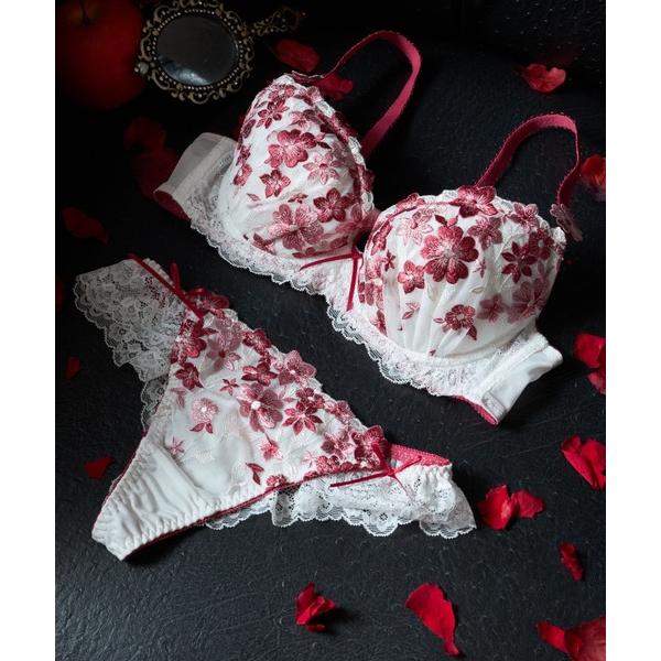 ブラジャー ショーツセット 「しっかり包みこめる深めカップでメレンゲみたいなふわっとしたまんまるバス...