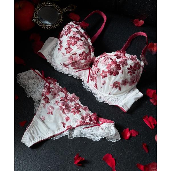 ブラジャー ショーツセット 「しっかり包みこめる深めカップでメレンゲみたいなふわっとしたまんまるバス...