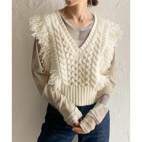 ベスト ジレ 深Vネックショート丈ケーブル編みループフリンジニットベスト レディース