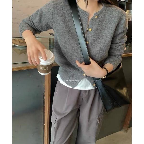 カーディガン クルーネックカーディガン/カーデ/金ボタン/ゴールド レディース