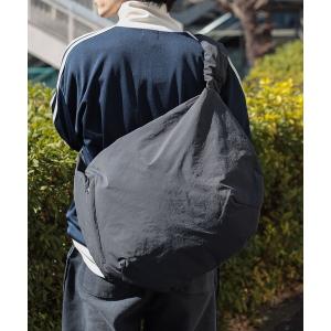 ショルダーバッグ 「ユニセックス」中綿 ショルダ...の商品画像