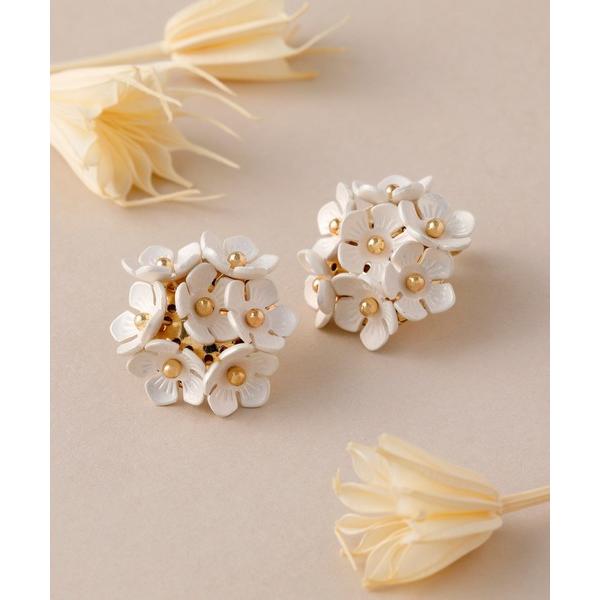 イヤリング 「ecru」　フラワーブーケイヤリング レディース