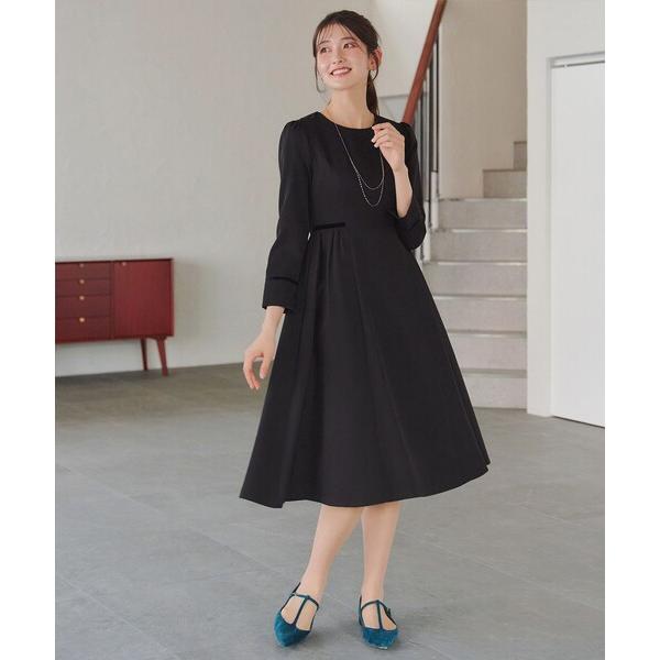 ワンピース 「安田美沙子さん着用」ベロアラインフレアワンピース