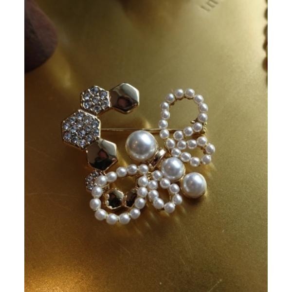 ブローチ 「felice」Honey bee brooch レディース
