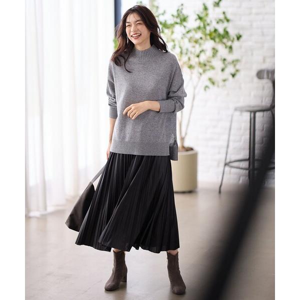 スカート 「ウエストゴム」レザーライクプリーツスカート