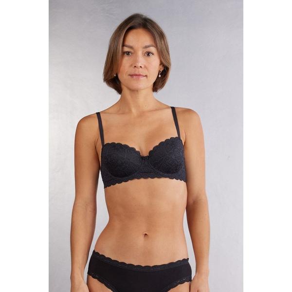 ブラジャー Sofia レース バルコネットブラ「丸い胸を演出・サポート抜群」