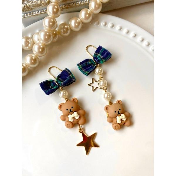 ピアス 「MUURABBTI」くまちゃんと星のチェックリボンピアス(MA) レディース