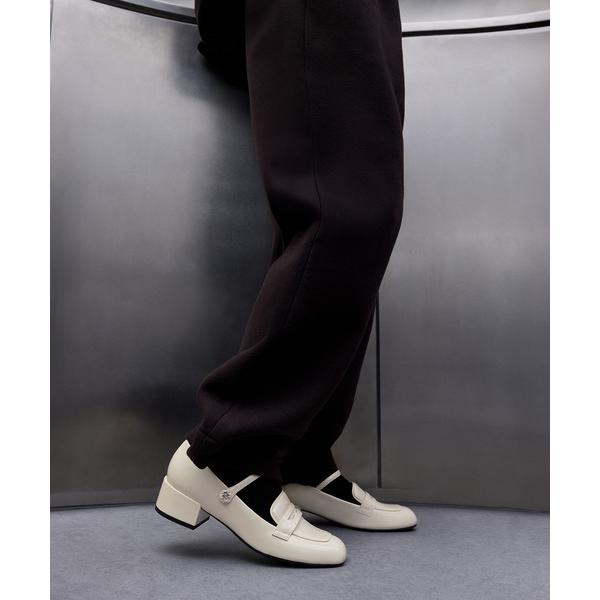 ローファー パテント フラワーパールエンベリシュッドメリージェーンローファー レディース