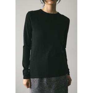 ウォッシャブルクルーネックニット