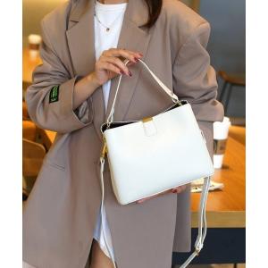 ショルダーバッグ バッグ 「NiiNa」「高品質牛革」2wayワンハンドルスクエアショルダーバッグ レディース