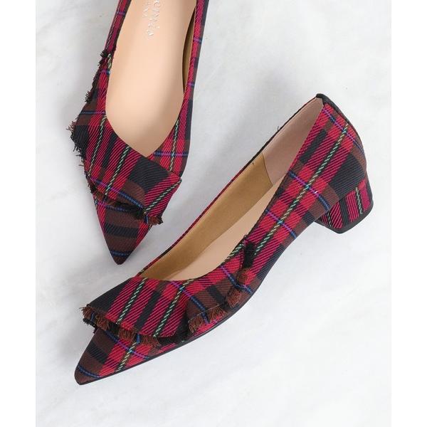 パンプス ラッフルデザイン　ポインテッドトゥパンプス