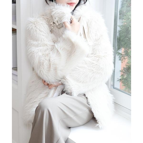コート アウター スタンドカラーが冷たい風を防ぐ　フェイクファーアウター レディース