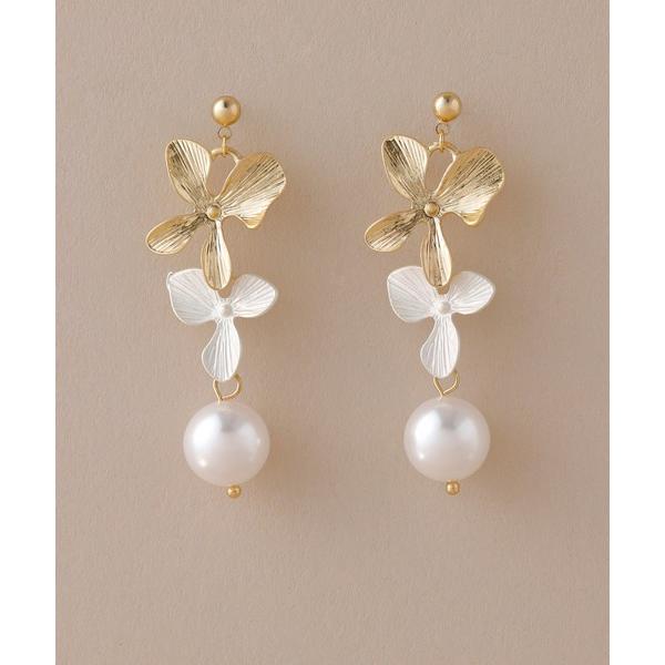 ピアス 「ecru」　ダブルフラワーピアス レディース