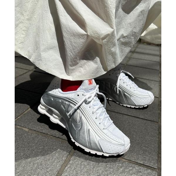 スニーカー 「NIKE」AR3565-101 ナイキ ウィメンズ ショックス R4 レディース